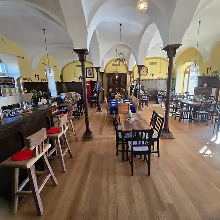 Hotel Grenzenlos Im Alten Gut Würzburg